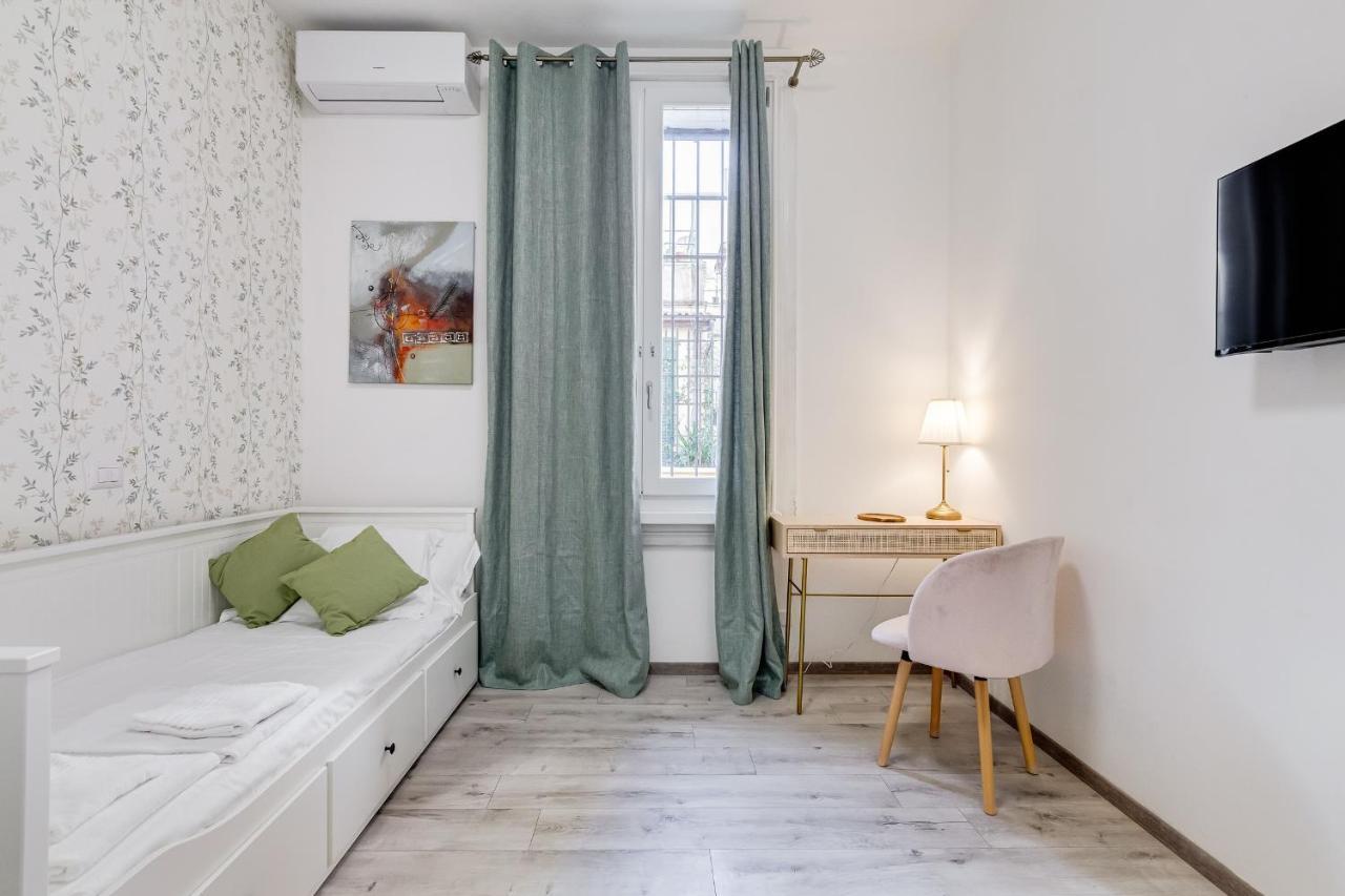 Jmartins Colosseo Suites Рим Екстериор снимка