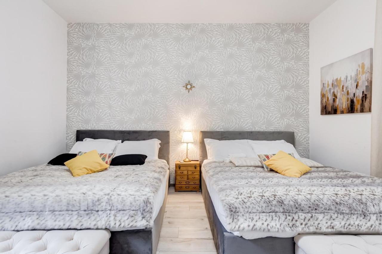 Jmartins Colosseo Suites Рим Екстериор снимка