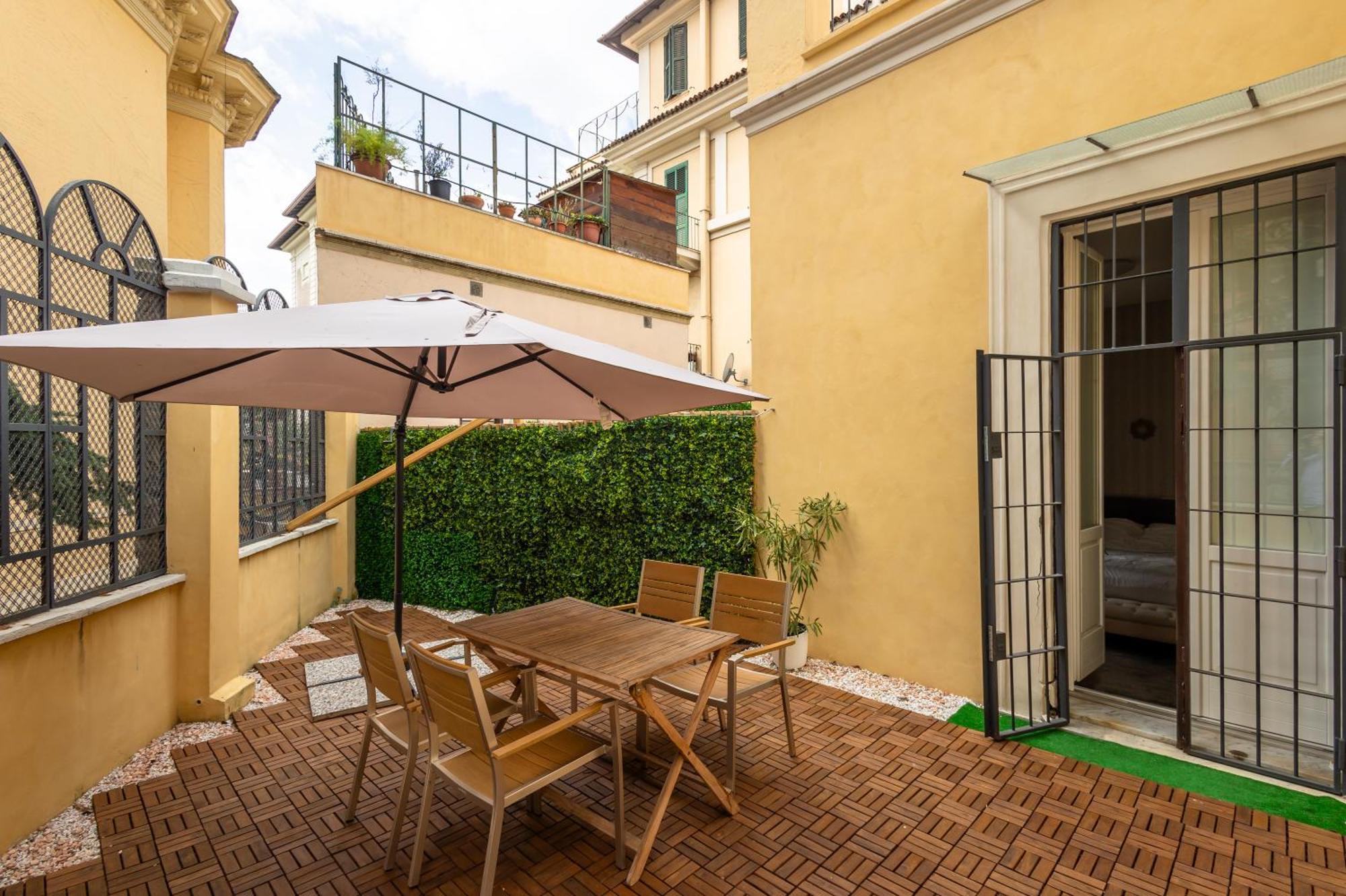 Jmartins Colosseo Suites Рим Екстериор снимка